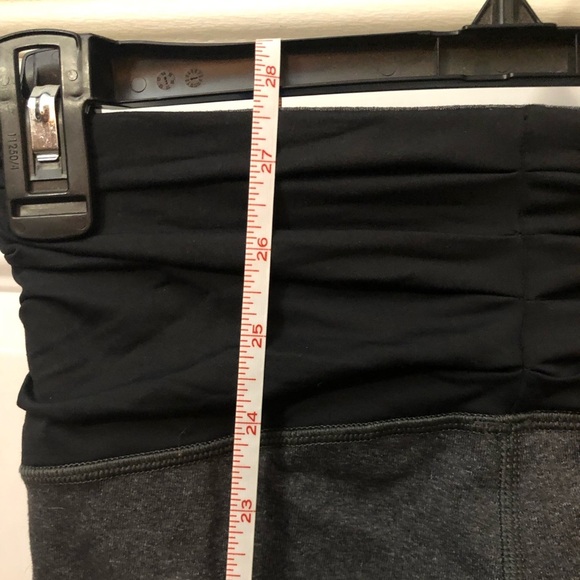 Lululemon Gray Cropped Ruched Leggings 27.5” - Picture 3 of 5